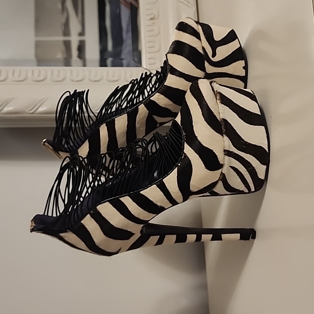 Zebra Fur Platform Heels 7.5 Never Worn